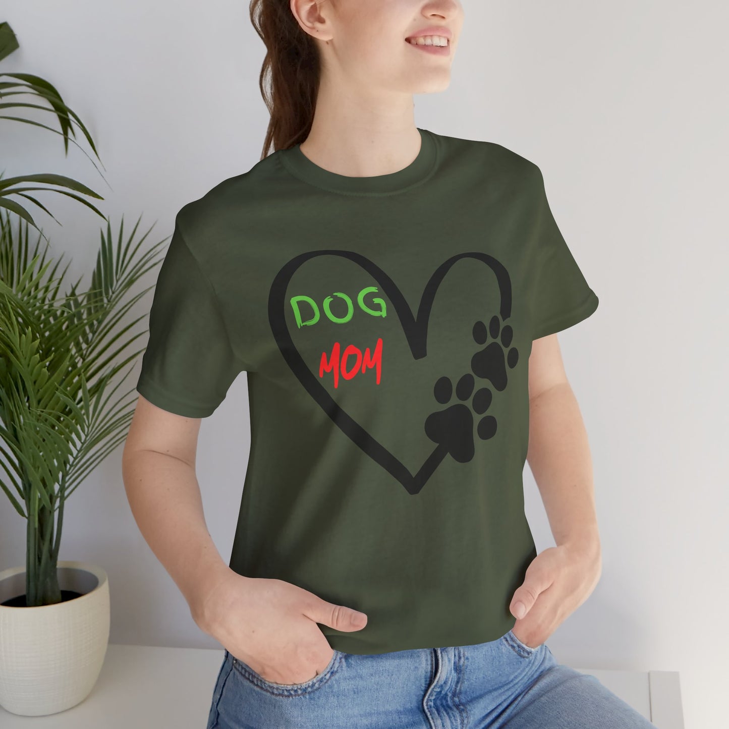 T-Shirt - Dog Mom Heart