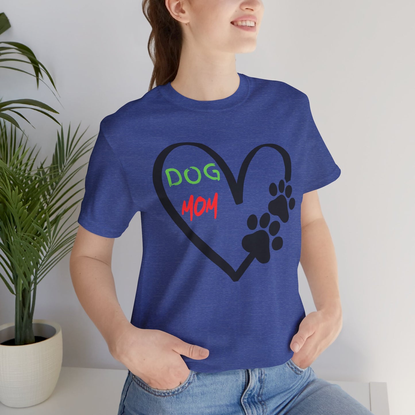 T-Shirt - Dog Mom Heart