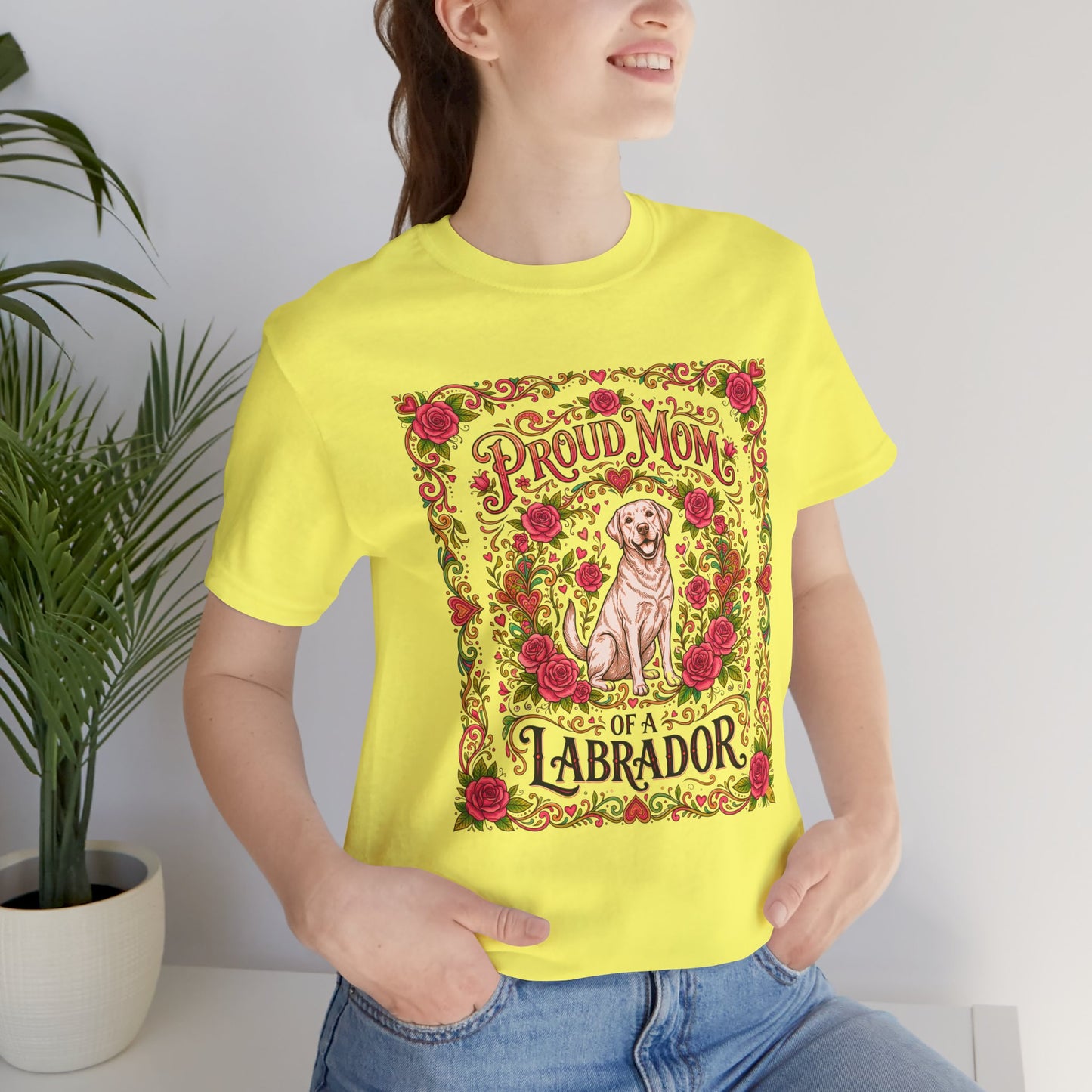 T-Shirt - Proud Mom of a Labrador