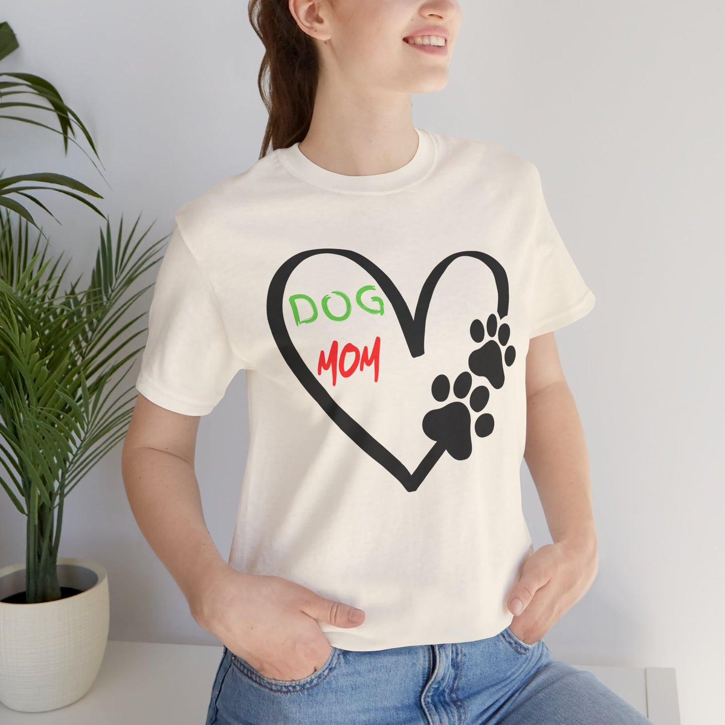 T-Shirt - Dog Mom Heart
