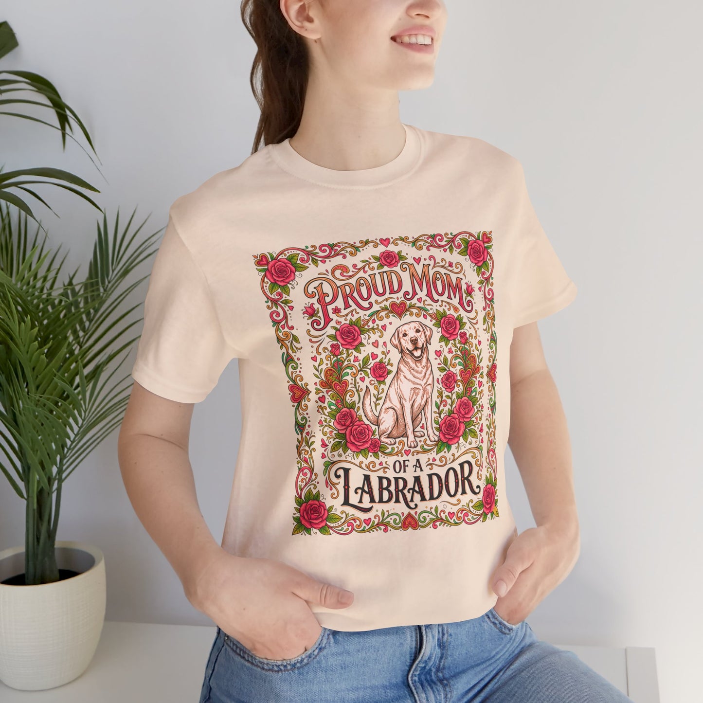 T-Shirt - Proud Mom of a Labrador
