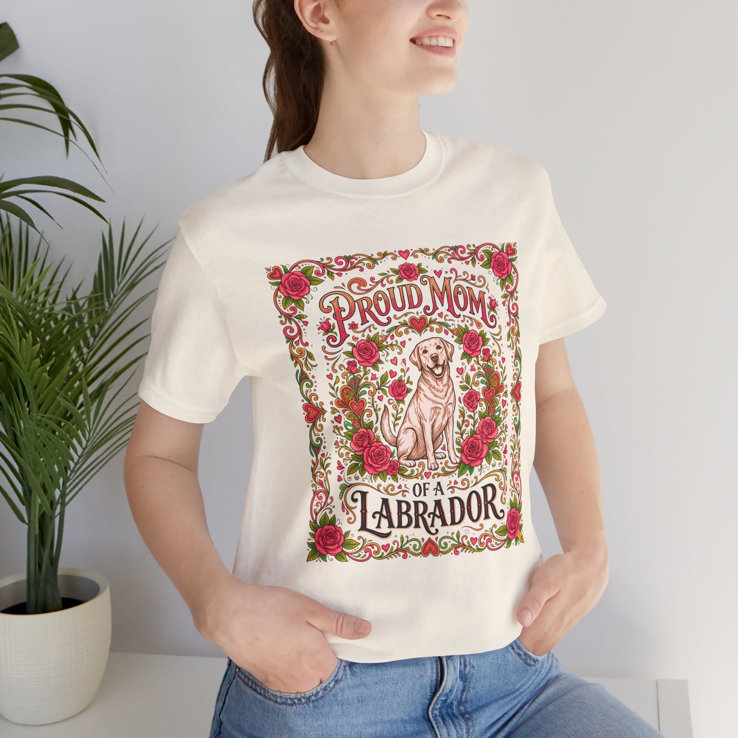 T-Shirt - Proud Mom of a Labrador